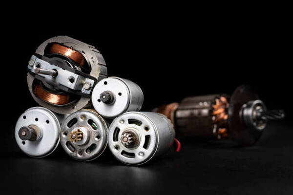 微型步进电机 28BYJ-48 精准定位控制